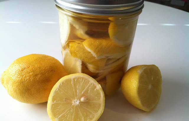 Natural cleaning tips- infuse white vinegar with citrus peels for a potent natural cleaner Natural cleaning tips- infuse white vinegar with citrus peels for a potent natural cleaner
