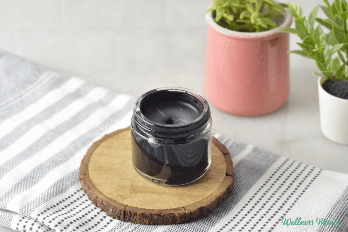 black drawing salve