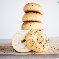 greek yogurt bagels